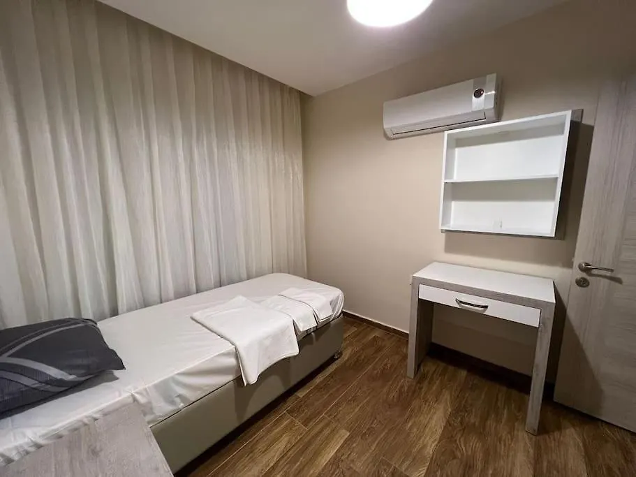 Merkezi, Sik, Denize 3 Km Kueltuer Kafeler Cad. 2 Dk '13' Antalya Appartement