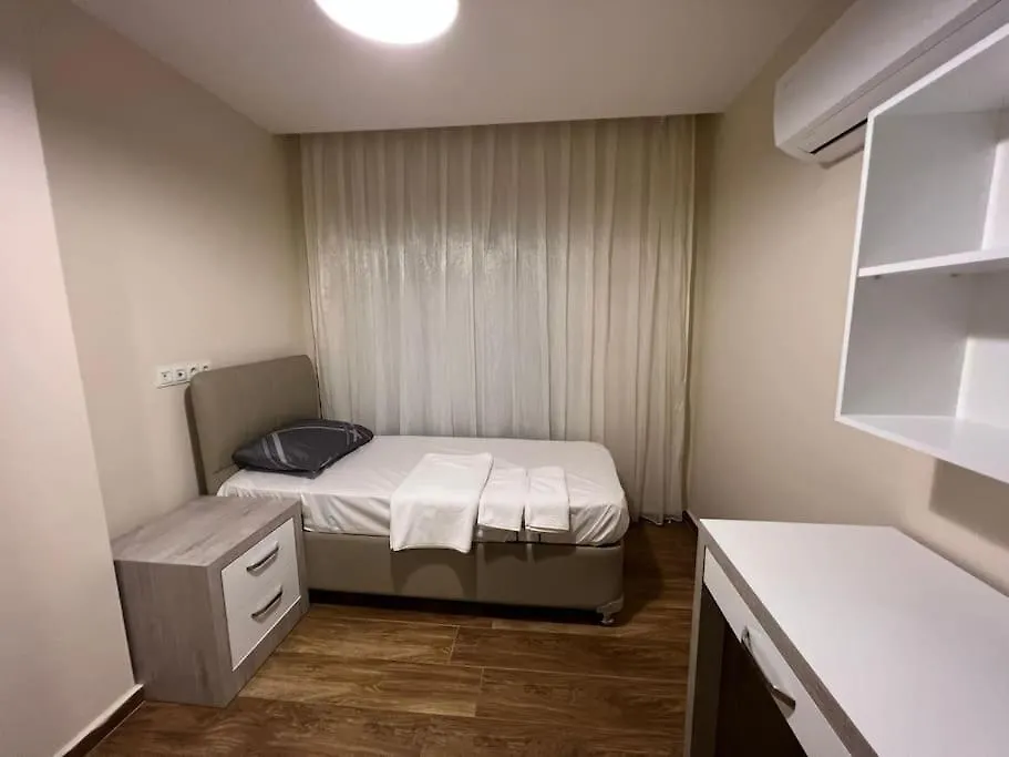 Appartement Merkezi, Sik, Denize 3 Km Kueltuer Kafeler Cad. 2 Dk '13' Antalya